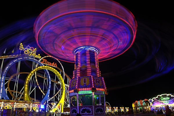 Kettenkarussell und Looping , Achterbahn   ...