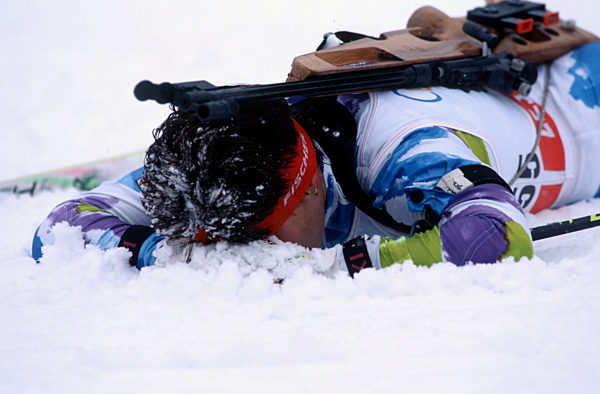Uschi Disl Biathlon , erschöpft im Ziel Aktion Olympische Spiele in...
