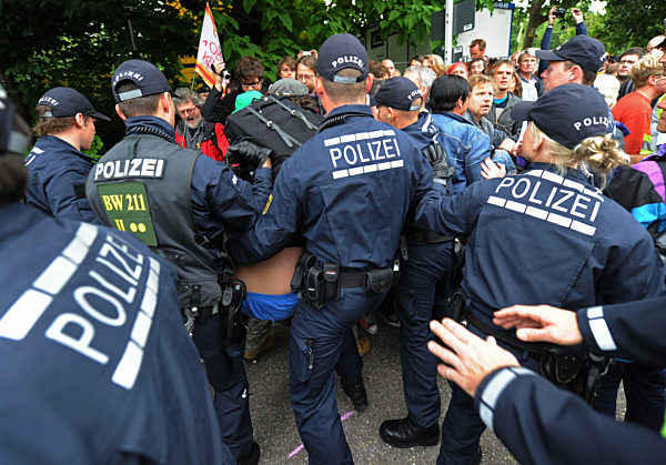 Baustellen-Blockade gegen Stuttgart 21