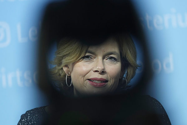 Pressekonferenz von Julia Kloeckner zur Bilanz der EU-Ratspraesidentschaft und Uebergabe an das Land Portugal