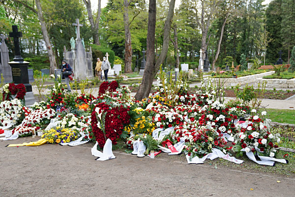 Grab von Willi Herren auf dem Melaten Friedhof Koeln