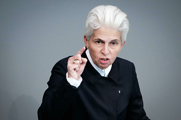 54. Bundestagssitzung und Debatte