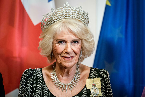 Defilee im Schloss Bellevue beim Staatsbesuch von Koenig Charles III. in Berlin