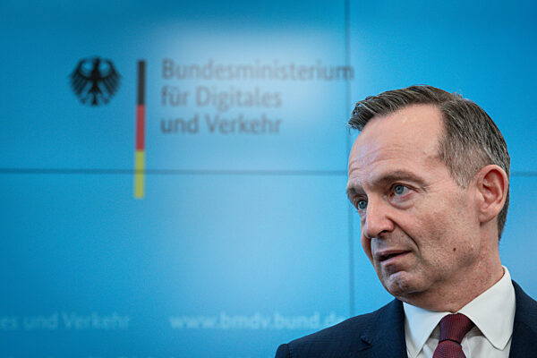 Pressekonferenz des Bundesverkehrsminister zur Finanzierung des Deutschlandticket