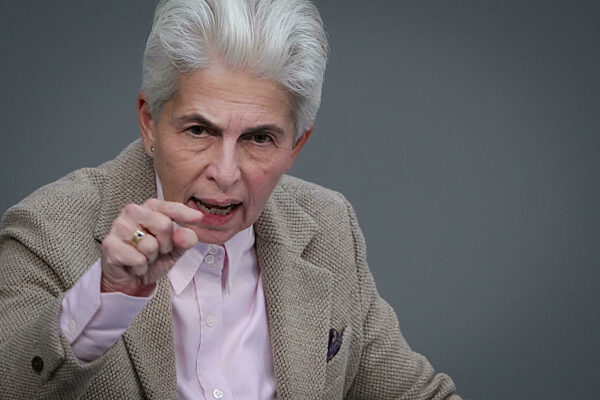 134. Bundestagssitzung und Debatte