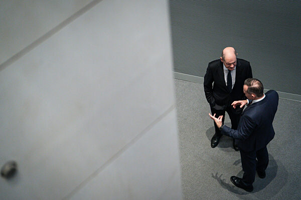 Deutscher Bundestag, 143. Plenarsitzung