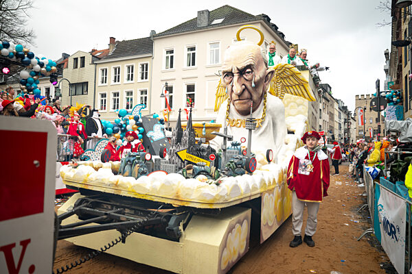 Rosenmontags Parade Cologne 2026