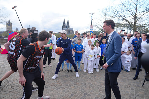 Pressetermin zur Verkuendung der Ergebnisse des Buergerentscheid zu Olympischen Spielen an Rhein und Ruhr