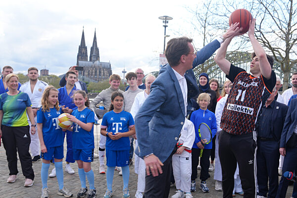 Pressetermin zur Verkuendung der Ergebnisse des Buergerentscheid zu Olympischen Spielen an Rhein und Ruhr