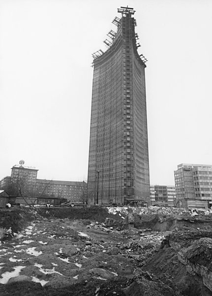 Bau des Bibliotheksturms der Leipziger Universität