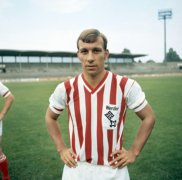 Der Bundesliga-Fußballspieler Horst-Dieter Höttges (Werder Bremen) im Jahr...