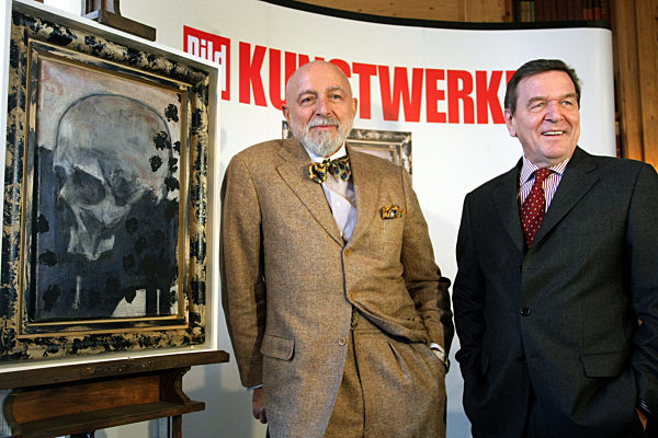 Alt-Kanzler Gerhard Schröder (r) und der Maler Markus Lüpertz am Freitag (21...