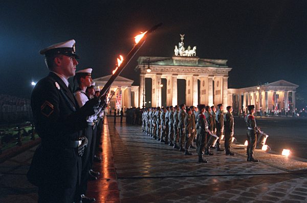 West-Alliierte offiziell aus Berlin verabschiedet