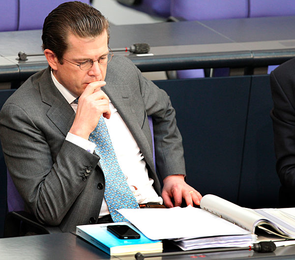 Bundestag - Guttenberg