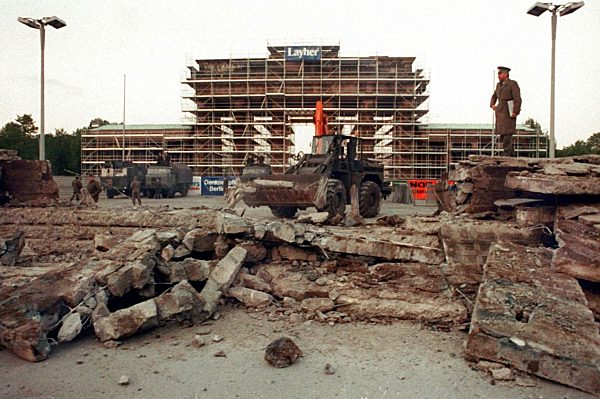 Demolition of Berlin Wall