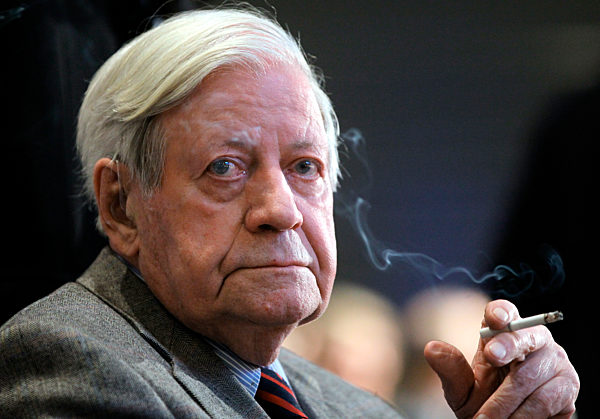 Helmut Schmidt tot