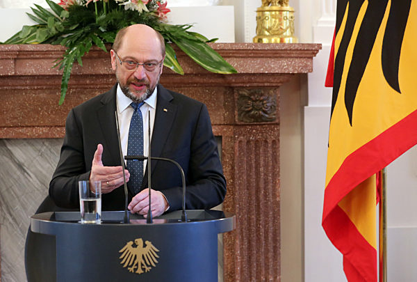 Großes Verdienstkreuz an Martin Schulz