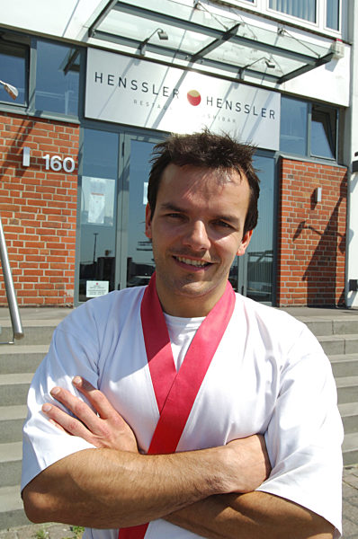 Der Hamburger Koch Steffen Henssler, bekannt durch seine Sendung "Hensslers...