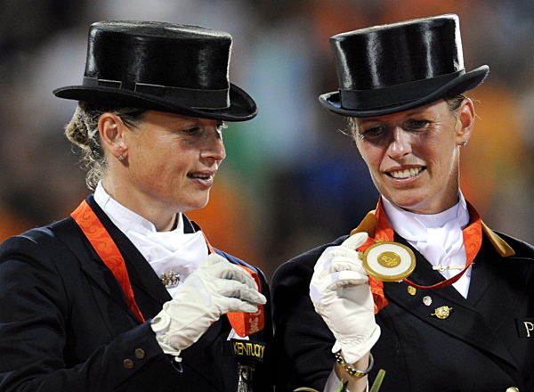 Peking 2008 - Pferdesport Siegerehrung Freestyle - Van Grunsven und Werth