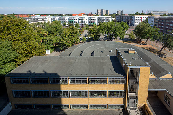 Dessau, ehemaliges Arbeitsamt von Walter Gropius