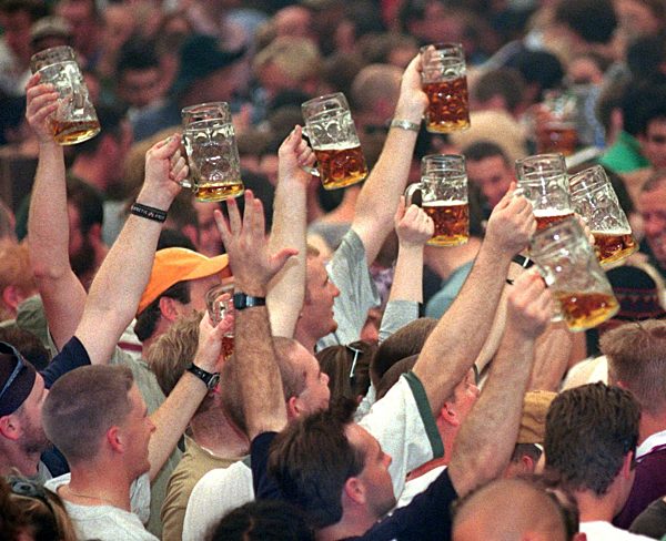 Ausgelassene Stimmung auf dem Oktoberfest