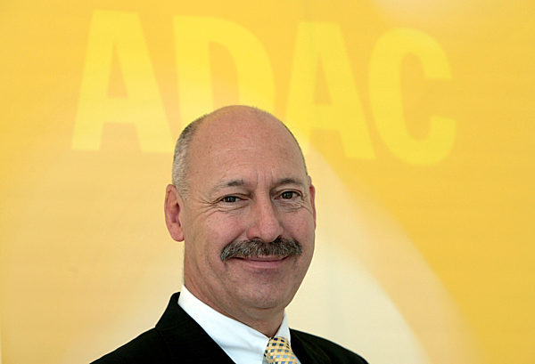 Grundsteinlegung für Bau neuer ADAC-Zentrale