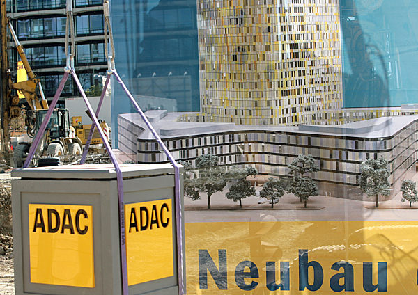 Grundsteinlegung für Bau neuer ADAC-Zentrale