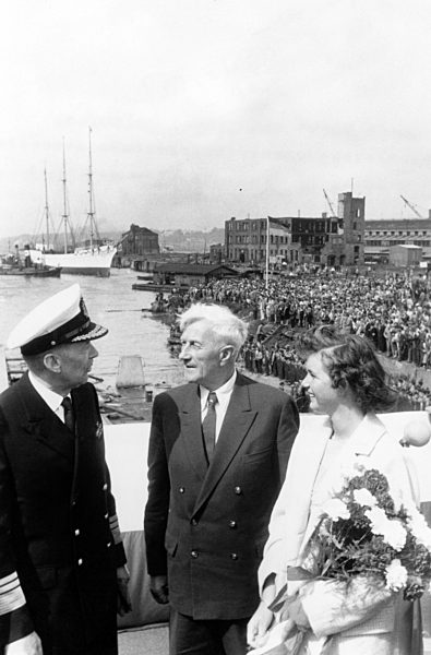 Gorch Fock - launching 1958