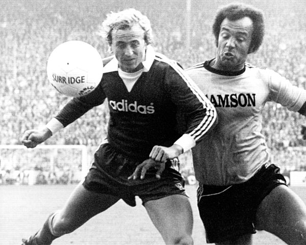 Fußball: Borussia Dortmund - Bayern München 3:3