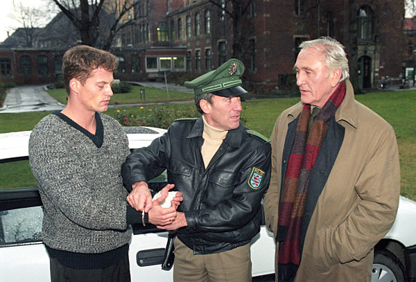 Polizeiruf 110 - "Schwelbrand" (Archivfoto und Text 1994)