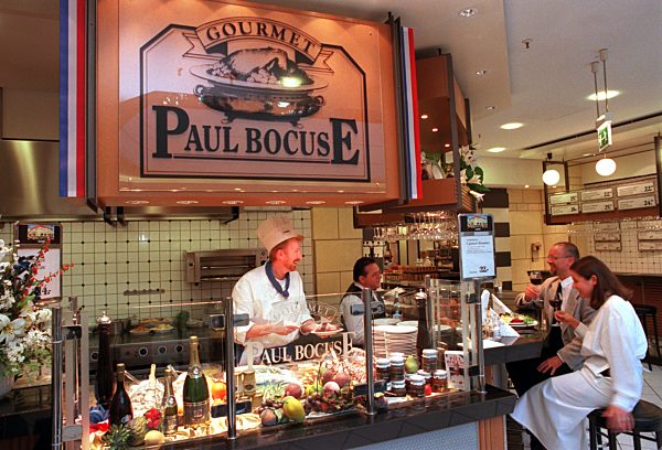 Feinschmeckerstand im KaDeWe