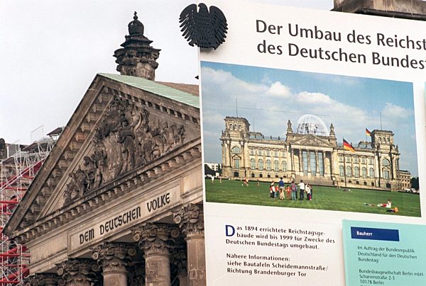 Reichstagsumbau (Archivfoto und Text 1995)