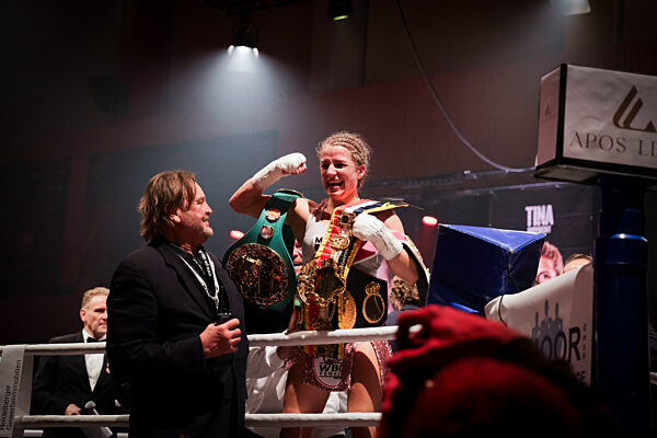 WBC WBO WBA Ring Magazine Female World Title Unification, 24.11.24