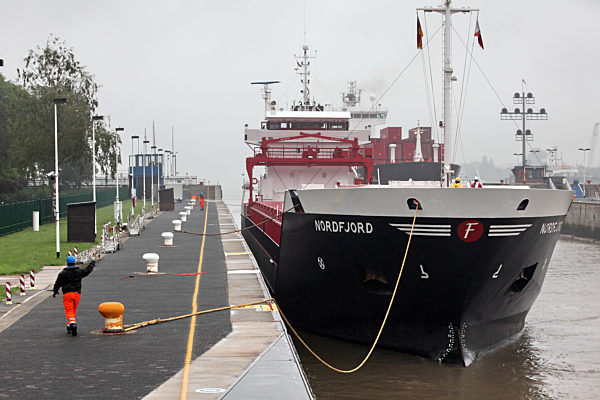 Nord-Ostsee-Kanal - Schleuse in Brunsbüttel