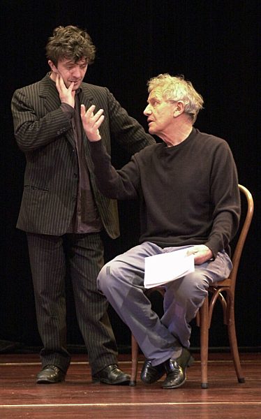 Heinz und David Bennent bei Proben in Frankfurt