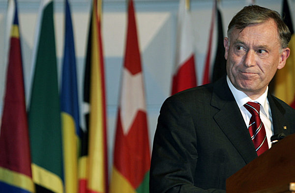 Bundespräsident Horst Köhler spricht am Montag (25.06...