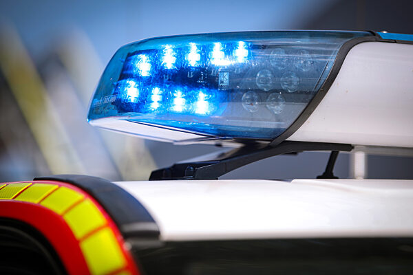 16.06.2023, Wülfrath Kreis Mettmann, Feuerwehreinsatz wegen einem Brand in...