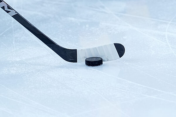 12.10.2025, xydrx, Eishockey, DEL2, Düsseldorfer EG - Eispiraten Crimmitschau