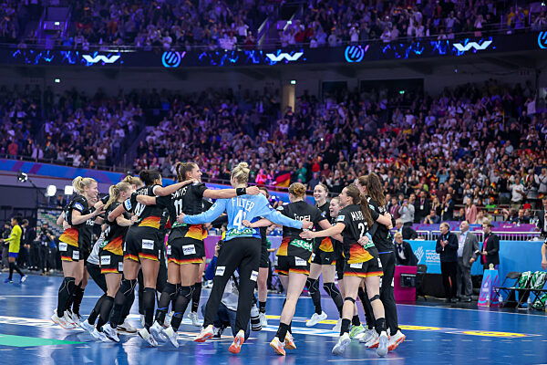 09.12.2025, Handball WM Frauen, Viertelfinale, Deutschland - Brasilien