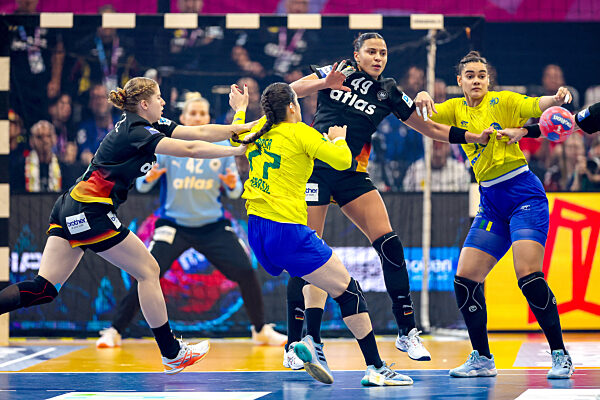 09.12.2025, Handball WM Frauen, Viertelfinale, Deutschland - Brasilien