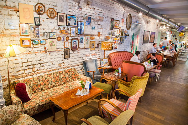 Wien: Kaffeehaus "Vollpension"