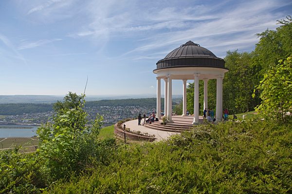 Rhein: Ruedesheim, Niederwaldtempel