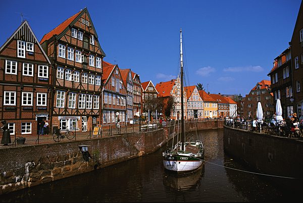 Deutschland: Stade - Fachwerkfassaden am Alten Hafen