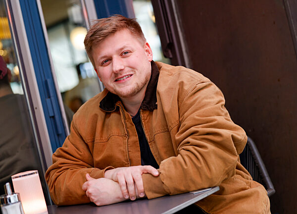 Interview mit Sebastian Hotz zu seinem neuen Roman