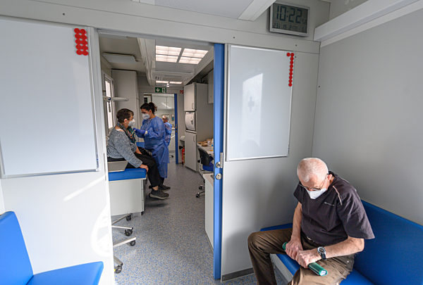 Coronavirus - Rollendes Impfzentrum im Testlauf
