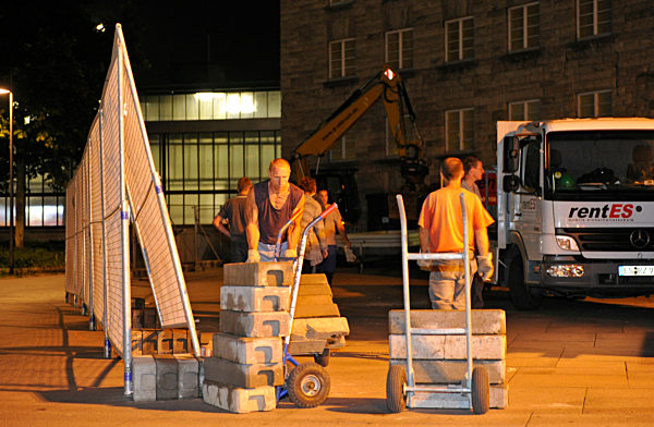Demonstration gegen den Baubeginn des Bahn-Projekts Stuttgart 21