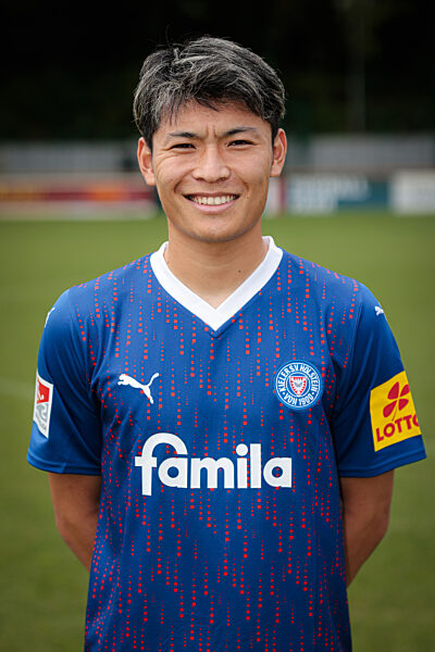 Shuto Machino (Holstein Kiel)