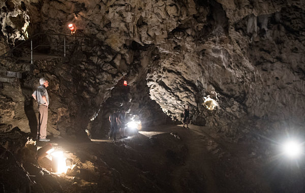 Höhle «Hohle Fels»