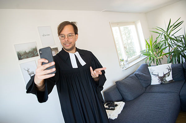 Coronavirus - Pfarrer auf Instagram