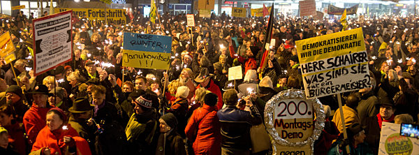200. Montagsdemo gegen Stuttgart 21